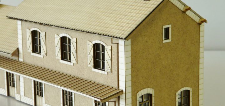 Gagnez votre gare PLM boismodélisme.com vue avant