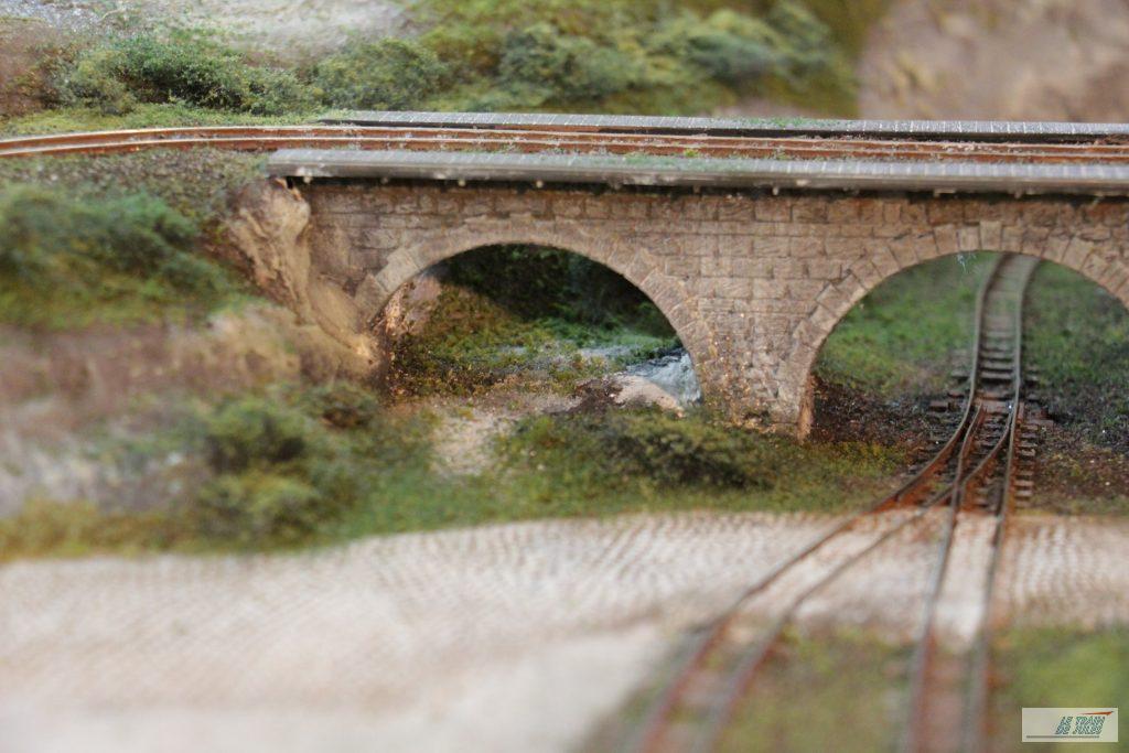 Montjustin gare le pont